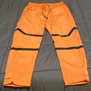 Jordan men’s pants size L. New never worn